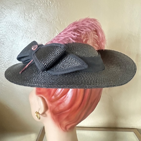 FETCHING 1950s' BLACK STRAW HAT - PINK OSTRICH FEATHER + STRAW BOW & PINK BEAD - Picture 4 of 12
